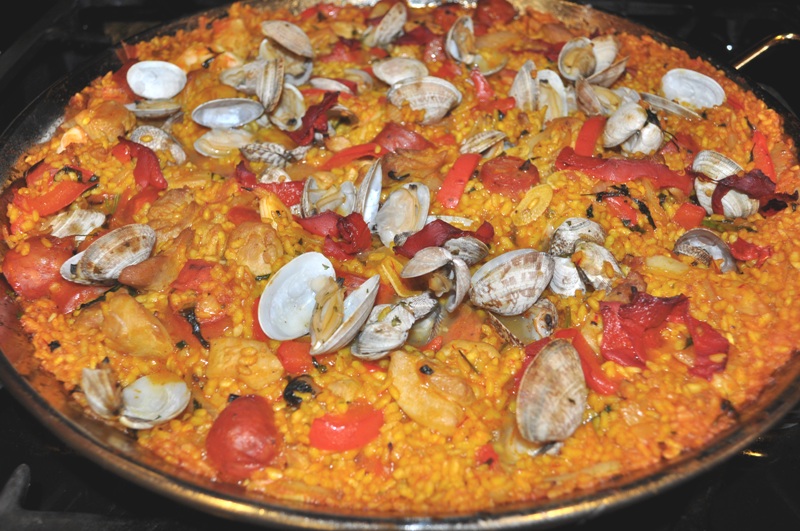 La Tienda Traditional Paella Kit from Spain